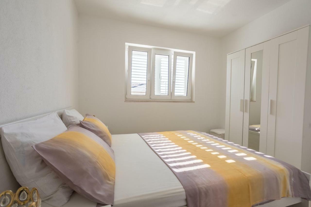 Apartmani Marija Jakir 布雷拉 外观 照片