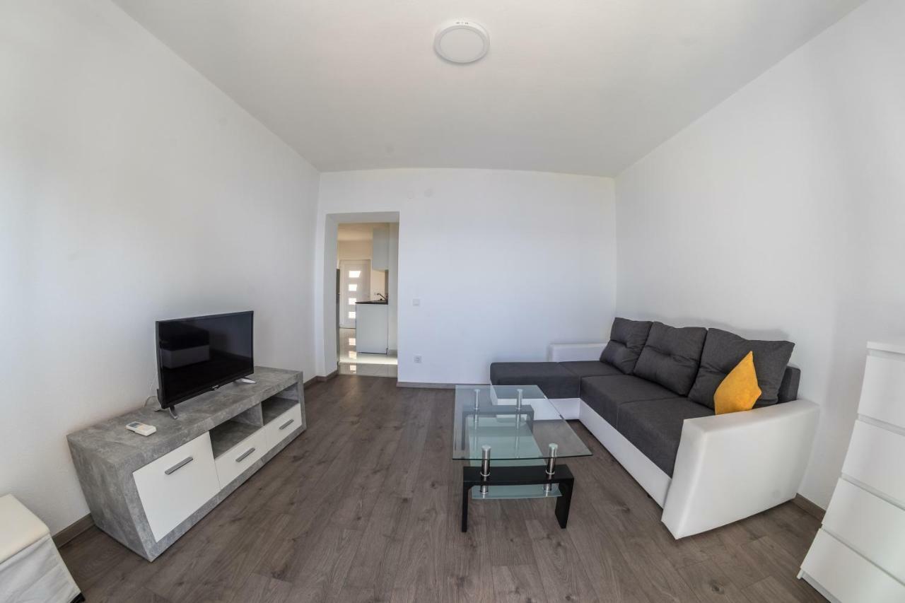 Apartmani Marija Jakir 布雷拉 外观 照片